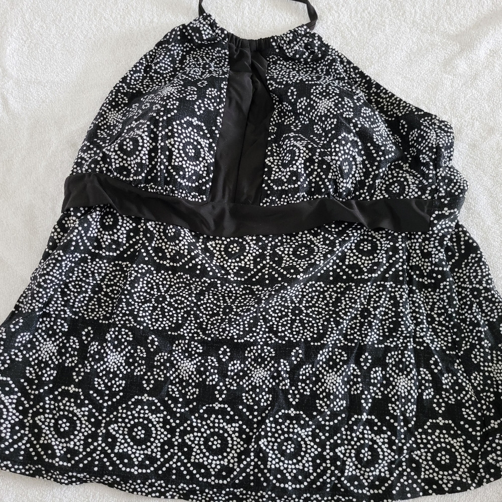 Black and white tankini top.